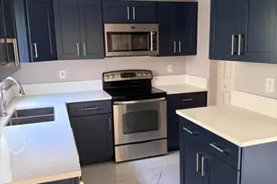 9831 NW 24th St, Sunrise, FL 33322 - Photo 12