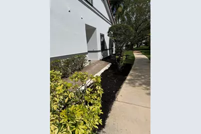9831 NW 24th Street, Sunrise, FL 33322 - Photo 8