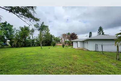 461 SW Buxton Avenue, Port Saint Lucie, FL 34983 - Photo 2