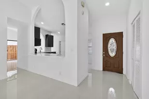 7771 Blackwood Ln, Lake Worth, FL 33467 - Photo 2
