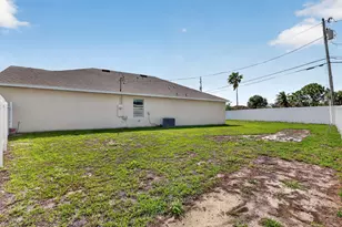 393 SW Tarra Ave, Port Saint Lucie, FL 34953 - Photo 44