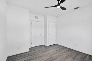 393 SW Tarra Ave, Port Saint Lucie, FL 34953 - Photo 28