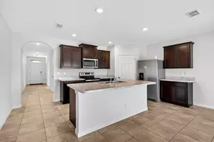 393 SW Tarra Ave, Port Saint Lucie, FL 34953 - Photo 14