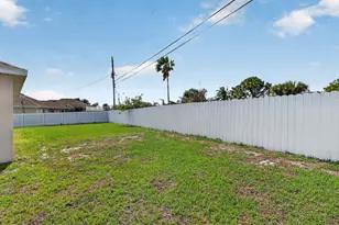 393 SW Tarra Ave, Port Saint Lucie, FL 34953 - Photo 46