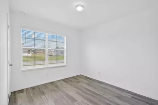 393 SW Tarra Ave, Port Saint Lucie, FL 34953 - Photo 28