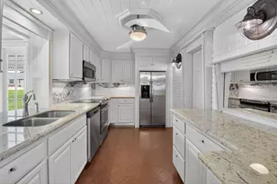 105 NW 8th Pl, Boynton Beach, FL 33426 - Photo 10
