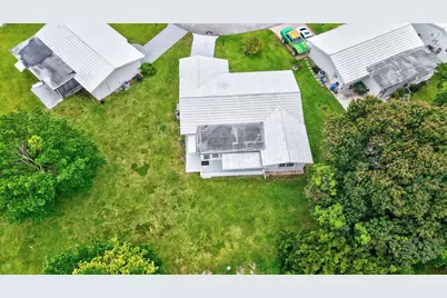 105 NW 8th Place, Boynton Beach, FL 33426 - Photo 40