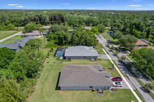 6805 49th Ct, Vero Beach, FL 32967 - Photo 42