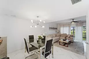 644 NE 195th St, Miami, FL 33179 - Photo 4