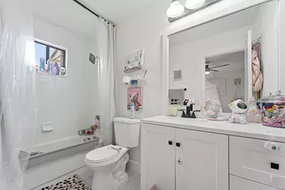 644 NE 195th Street, Miami, FL 33179 - Photo 16