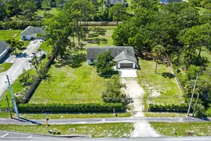 11922 Orange Blvd, The Acreage, FL 33412 - Photo 22