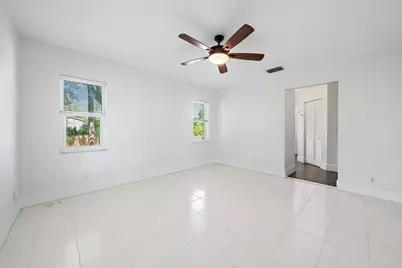11922 Orange Boulevard, The Acreage, FL 33412 - Photo 18
