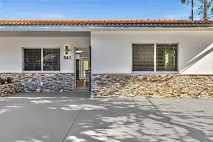 541 NE 18th St, Boca Raton, FL 33432 - Photo 2