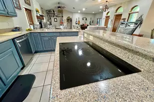 3046 N Bowden Rd, Avon Park, FL 33825 - Photo 6