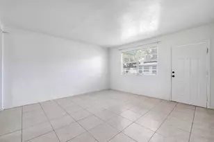 515 NE 150th St, Miami, FL 33161 - Photo 2