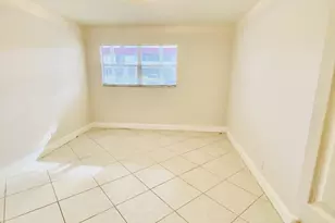 581 Saxony M, Delray Beach, FL 33446 - Photo 18