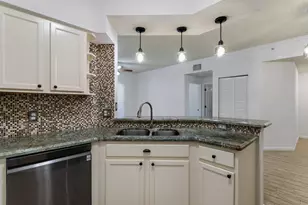 10103 W Myrtlewood Cir Circle W, Palm Beach Gardens, FL 33418 - Photo 8