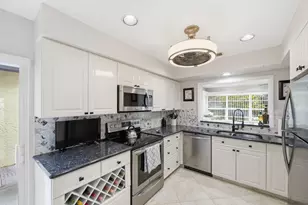 5743 Lakeview Mews Dr, Boynton Beach, FL 33437 - Photo 14