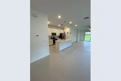 1769 SE Crosswood Way, Port Saint Lucie, FL 34984 - Photo 4