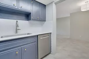 315 Venetian Dr, Delray Beach, FL 33483 - Photo 4