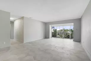 315 Venetian Dr, Delray Beach, FL 33483 - Photo 6