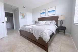 2080 Greenview Shores Blvd, Wellington, FL 33414 - Photo 8