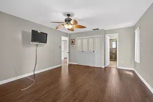 67 Macadamia Ct, Royal Palm Beach, FL 33411 - Photo 16