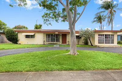 1329 SW 1st Terrace, Pompano Beach, FL 33060 - Photo 1