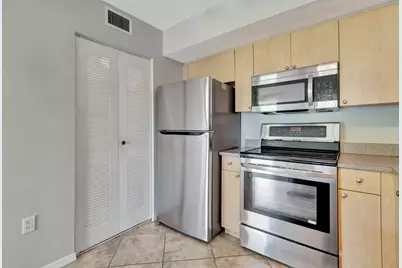 116 Villa Circle #116, Boynton Beach, FL 33435 - Photo 4