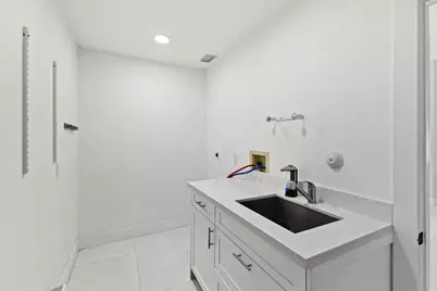 20221 NW 8th Street, Pembroke Pines, FL 33029 - Photo 20