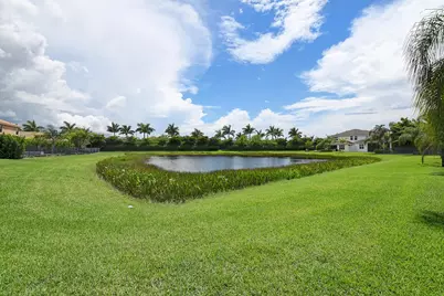 9748 Celtic Sea Lane, Delray Beach, FL 33446 - Photo 10