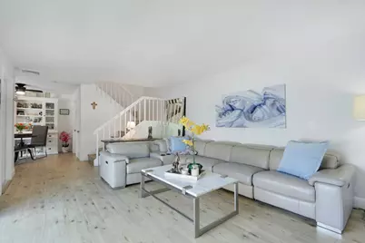 1614 16th Lane, Palm Beach Gardens, FL 33418 - Photo 2