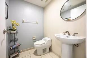 14951 Royal Oaks Ln, North Miami, FL 33181 - Photo 20