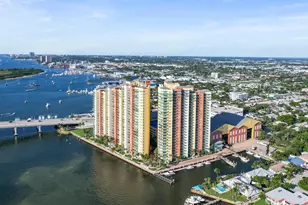 2640 Lake Shore Dr, Riviera Beach, FL 33404 - Photo 36