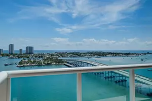 2640 Lake Shore Dr, Riviera Beach, FL 33404 - Photo 4
