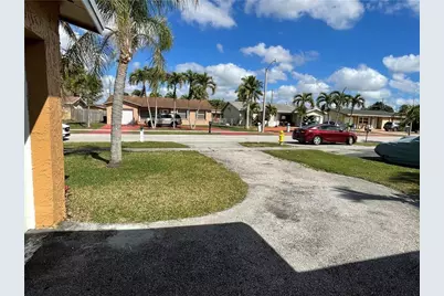 11420 NW 35th Street, Sunrise, FL 33323 - Photo 36