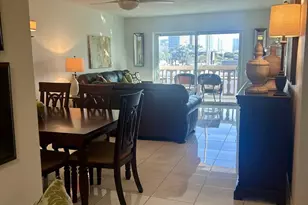 410 SE 2nd St, Hallandale Beach, FL 33009 - Photo 4