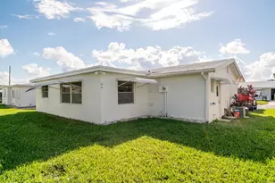813 SW 5th Ct, Boynton Beach, FL 33426 - Photo 22