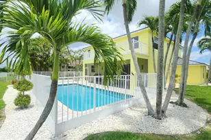 1851 Corsica Dr, Wellington, FL 33414 - Photo 4