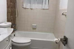 5112 Hollywood Blvd, Hollywood, FL 33021 - Photo 2