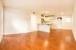 5112 Hollywood Blvd, Hollywood, FL 33021 - Photo 2