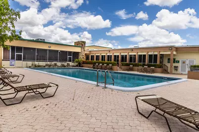 4980 E Sabal Palm Boulevard E #124, Tamarac, FL 33319 - Photo 18