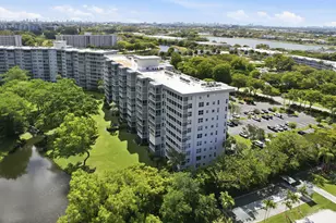 4015 W Palm Aire Dr, Pompano Beach, FL 33069 - Photo 40