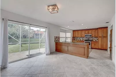 10758 Lake Jasmine Drive, Boca Raton, FL 33498 - Photo 10