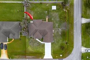 270 SW Parish Terrace, Port Saint Lucie, FL 34984 - Photo 4