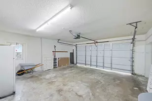 2860 Cuyahoga Ln, West Palm Beach, FL 33409 - Photo 16