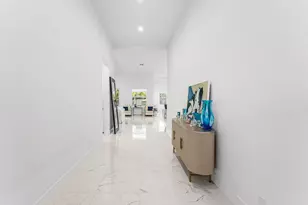 9256 Crestview Cir, Palm Beach Gardens, FL 33412 - Photo 6