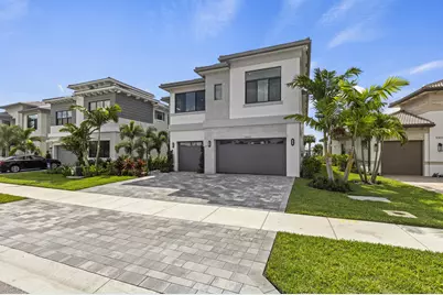 10033 Stockrun Drive, Palm Beach Gardens, FL 33412 - Photo 2