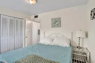 8390 Lagos De Campo Blvd, Tamarac, FL 33321 - Photo 18