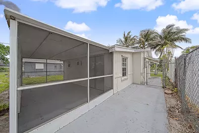 301 SE 21st Avenue, Boynton Beach, FL 33435 - Photo 36